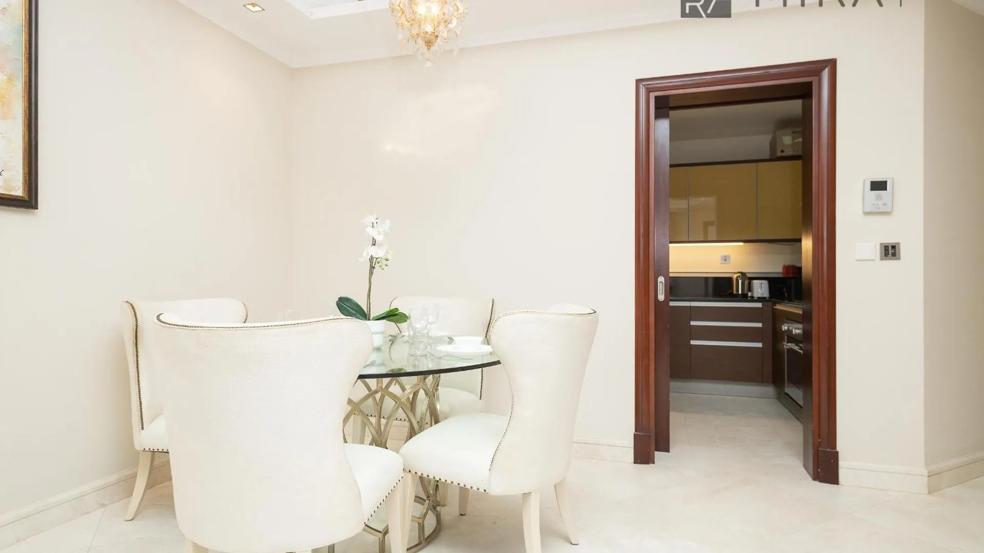 Mira Holiday Homes - Spacious 2 Bedroom With Patio In Palm Jumeirah Dubai Apartment