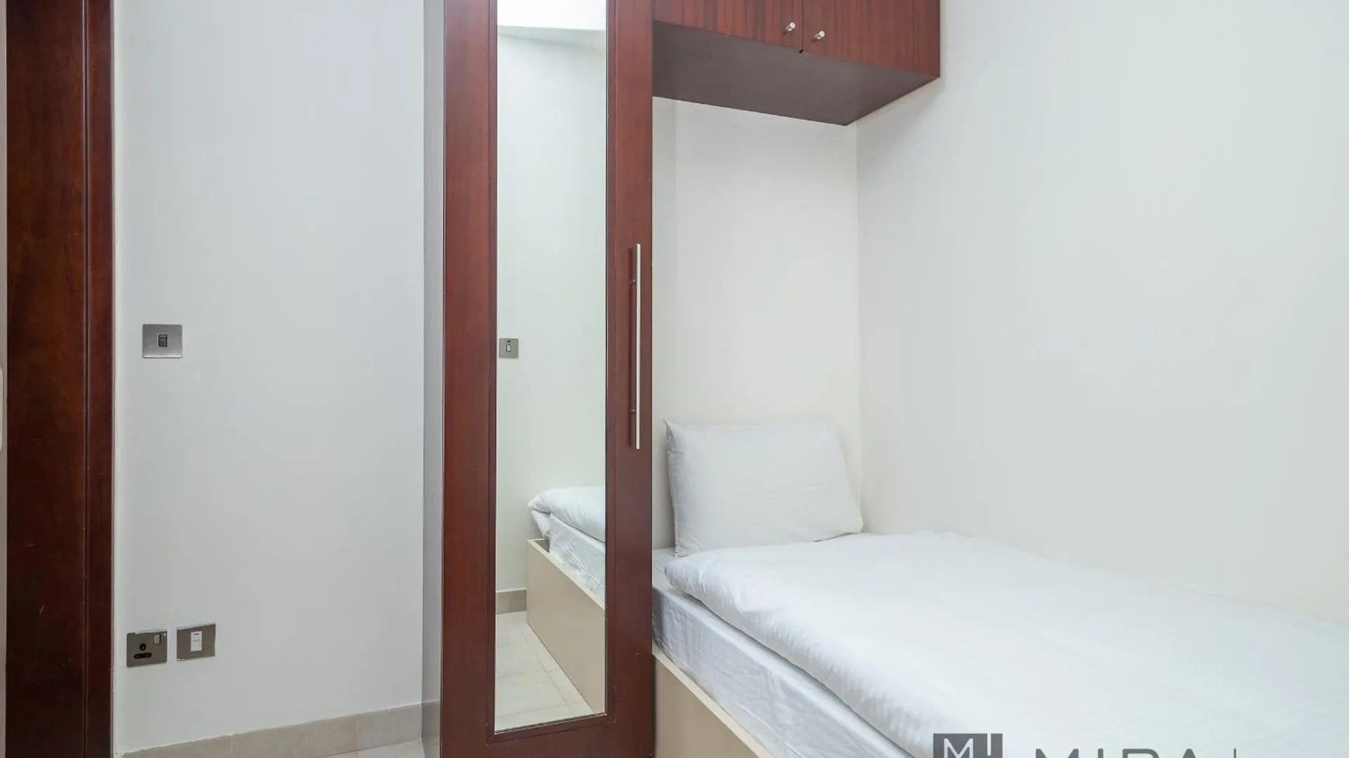 Mira Holiday Homes - Spacious 2 Bedroom With Patio In Palm Jumeirah Dubai Apartment