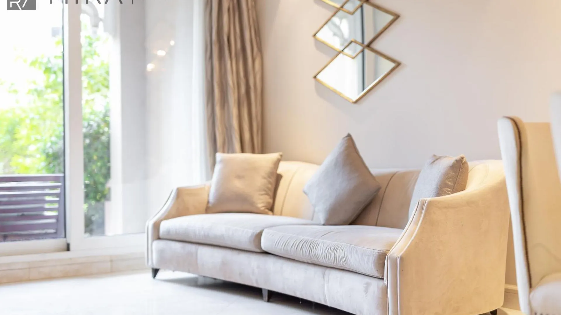 Apartment Mira Holiday Homes - Spacious 2 Bedroom With Patio In Palm Jumeirah Dubai