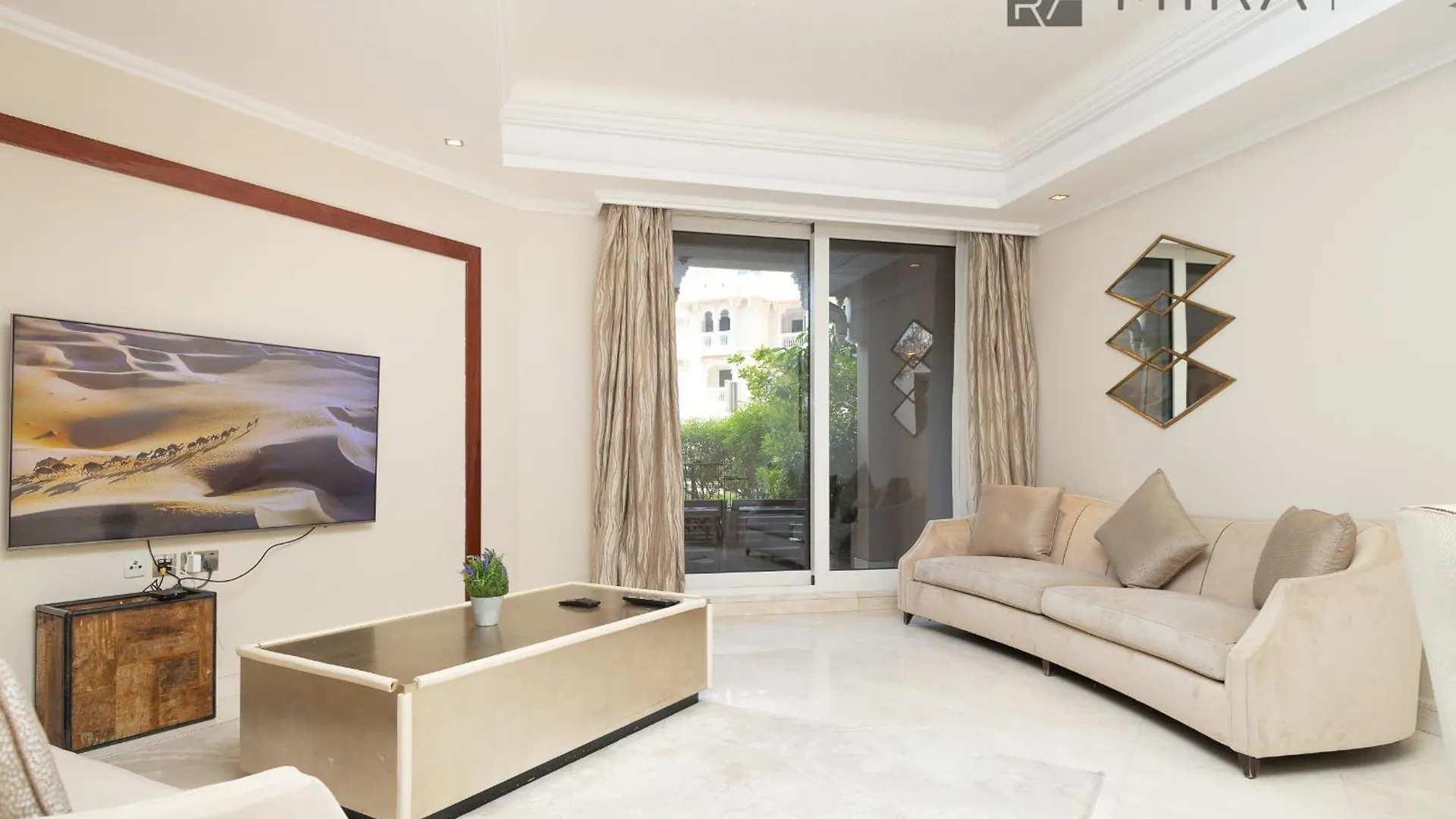 Apartment Mira Holiday Homes - Spacious 2 Bedroom With Patio In Palm Jumeirah Dubai